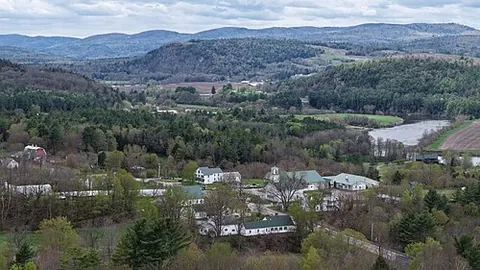 piermont: a town in Grafton County, New Hampshire, named after Piedmont in Italy (Italian Piemonte)