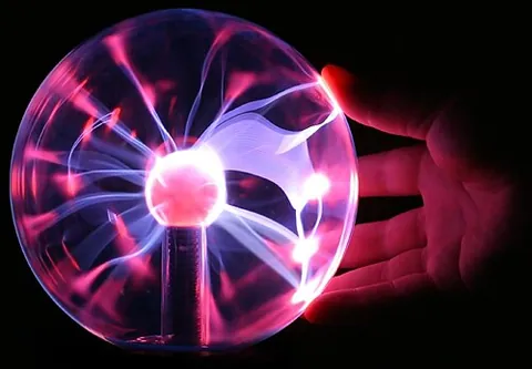 plasma globe: a spherical plasma lamp