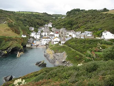 portloe: a coastal village in Veryan parish, Cornwall, England (OS grid ref SW9339)