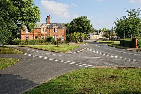 potterhanworth: a village and civil parish in North Kesteven district, Lincolnshire, England (OS grid ref TF0566)