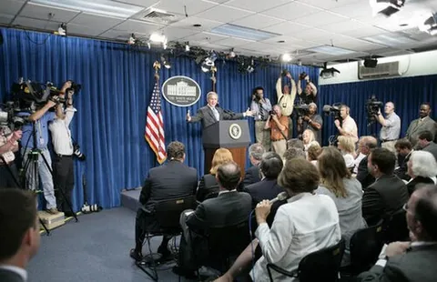 press availability: an event at which a politician is made available for questioning by the media