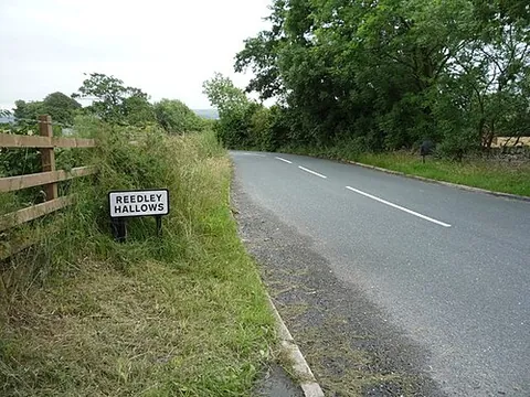 reedley hallows: a civil parish in Pendle borough, Lancashire, England