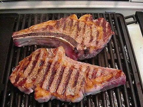ribeye: synonym of ribsteak (an unfilleted ribsteak, with the bone-in)