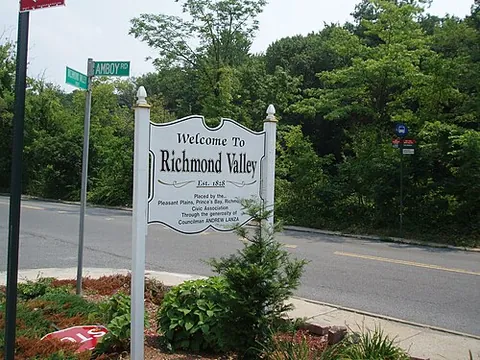 richmond valley: a local government area (Richmond Valley Council) in the Northern Rivers region, north-east New...