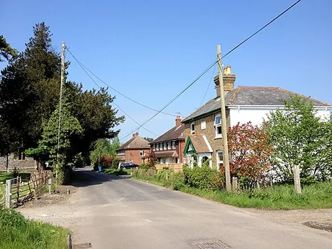 rodmersham: a village and civil parish south-east of Sittingbourne, Swale borough, Kent, England (OS grid ref...