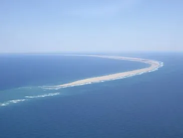 sable island: an island of Nova Scotia, Canada. A small island and sand bar of Canada in the Atlantic Ocean to...