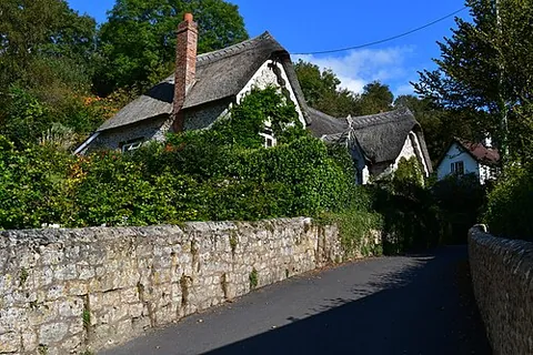 salcombe regis: a small village in Sidmouth parish, East Devon district, Devon, England (OS grid ref SY1488)