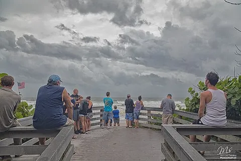 satellite beach: a city in Brevard County, Florida, United States