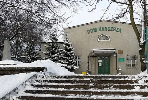 scouthouse: a building where members of the Scout Movement hold their meetings