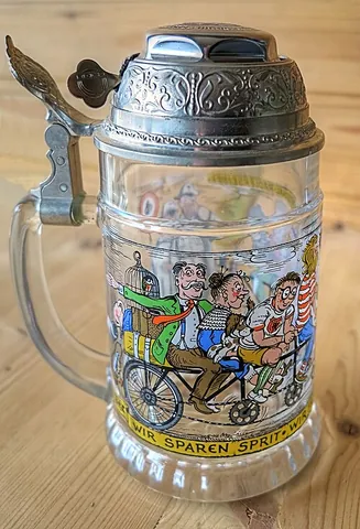 seidel: a large beer mug or tankard, especially one with a lid