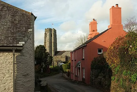 sherford: a small village in Frogmore and Sherford parish, South Hams district, Devon (OS grid ref SX7744)