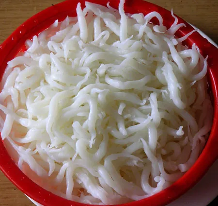 silver needle noodle: a kind of short Chinese noodle