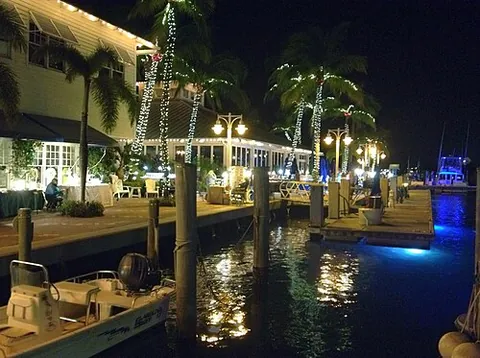 singer island: a peninsula in the town of Palm Beach Shores and city of Riviera Beach, Palm Beach County, Florida,...