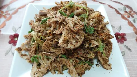 singju: a spicy Meitei traditional dish, made of ingredients such as meat and vegetables