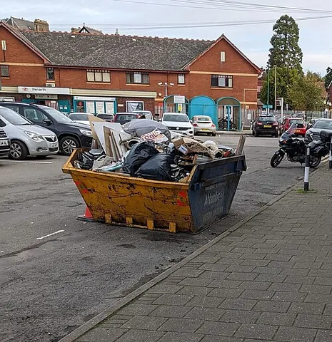 skipload: enough to fill a skip (rubbish container)
