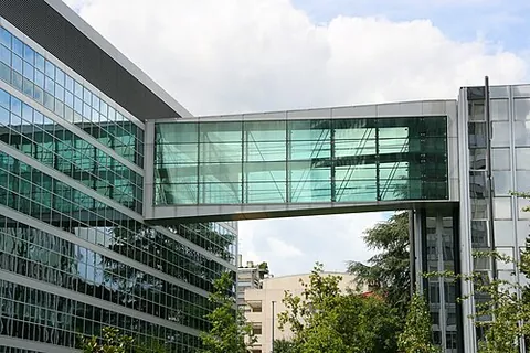 skybridge: a walkway connecting buildings at a significant height above ground level