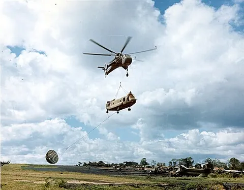 skycrane: a helicopter that is used for hauling large loads