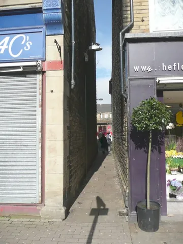 snicket: a narrow passage or alley
