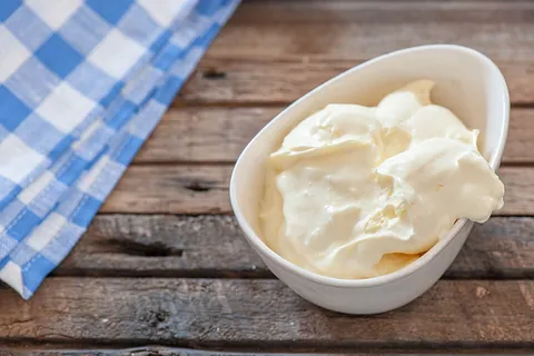 sour cream: cream which has been treated with a benign bacterium to turn it slightly sour, often used as a...