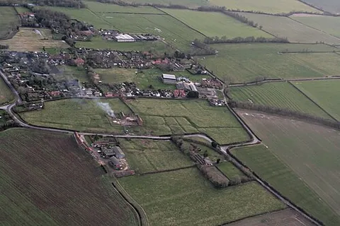 south cockerington: a village and civil parish in East Lindsey district, Lincolnshire, England (OS grid ref TF3889)