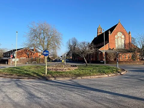 south farnborough: a suburb of Farnborough, Rushmoor borough, Hampshire, England (OS grid ref SU8754)