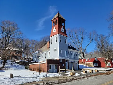 south hadley falls: a village in the town of South Hadley, Hampshire County, Massachusetts, United States