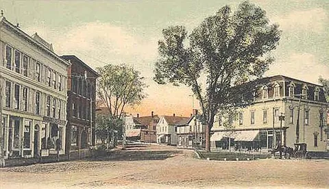 south paris: a census-designated place in the town of Paris, Oxford County, Maine, United States
