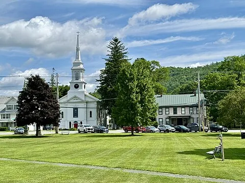 south royalton: a census-designated place in the town of Royalton, Windsor County, Vermont, United States