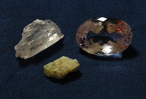 spodumene: the mineral lithium aluminium inosilicate (LiAl(SiO₃)₂), a pyroxene and ore of lithium, sometimes...