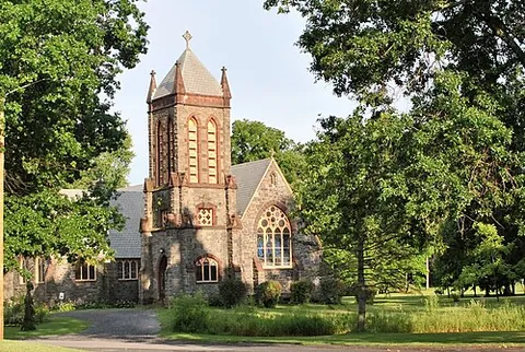 staatsburg: a hamlet and census-designated place in the town of Hyde Park, Dutchess County, New York, United...