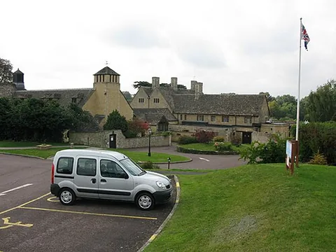 stanton fitzwarren: a village and civil parish in Swindon borough, Wiltshire, England (OS grid ref SU1790)