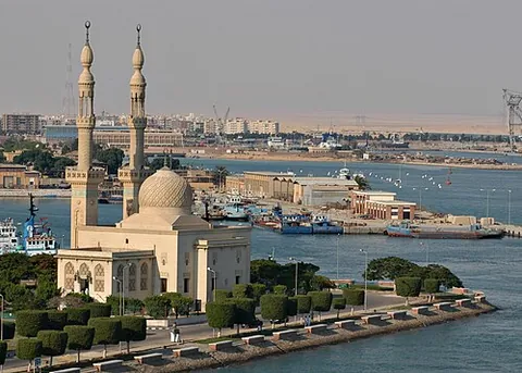 suez: a city in northeastern Egypt