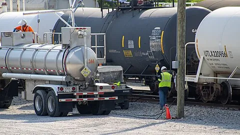 tanker truck: a tanker (type of truck)
