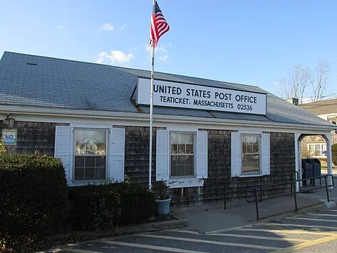 teaticket: a census-designated place in the town of Falmouth, Barnstable County, Massachusetts, United States