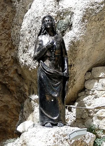 thecla: a female given name from Ancient Greek