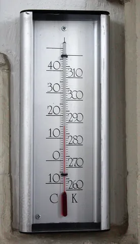 thermometer: an apparatus used to measure temperature