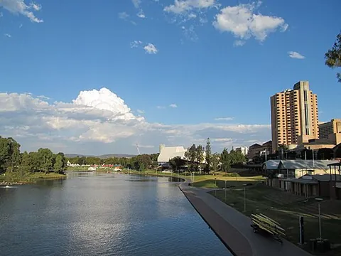 torrens: a surname from Catalan