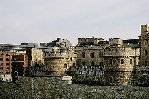 tower of london: a riverside fortress in London, used as a palace, a prison and now a museum housing the Crown Jewels