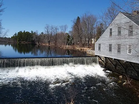 townsend harbor: a village in the town of Townsend, Middlesex County, Massachusetts, United States