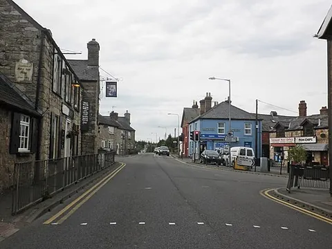 trefnant: a village and community in Denbighshire, Wales (OS grid ref SJ0570)