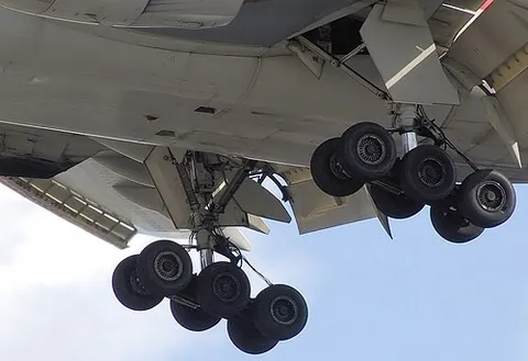 truck beam: a fore-and-aft horizontal beam at the lower end of the gear strut of a multi-axle landing gear...