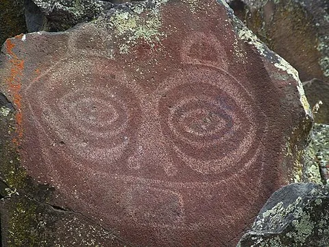 tsagaglalal: a petroglyph located at the Columbia Hills State Park in Washington state