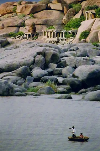 tungabhadra: a river in South India formed by the union of Tunga and Bhadra rivers, which flows through...