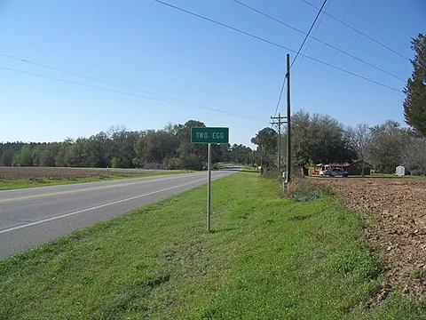 two egg: an unincorporated community in Jackson County, Florida, United States
