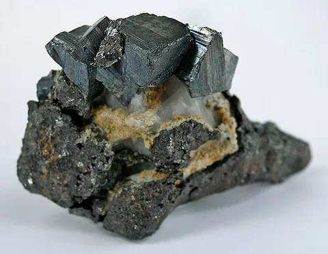 ullmannite: a nickel antimony sulphide mineral