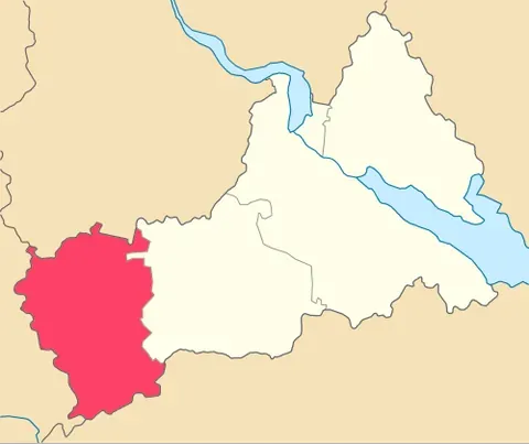 uman: a city and raion of Cherkasy Oblast, Ukraine