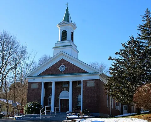 uncasville: a village in the town of Montville, New London County, Connecticut, United States