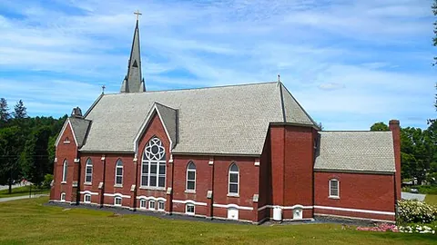 underhill center: a village and census-designated place in the town of Underhill, Chittenden County, Vermont, United...