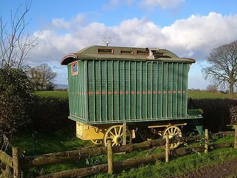 vardo: a traditional horse-drawn wagon used by the Romani