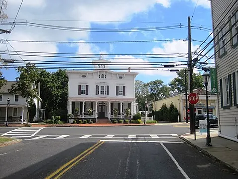 vincentown: an unincorporated community and census-designated place in Southampton Township, Burlington County,...